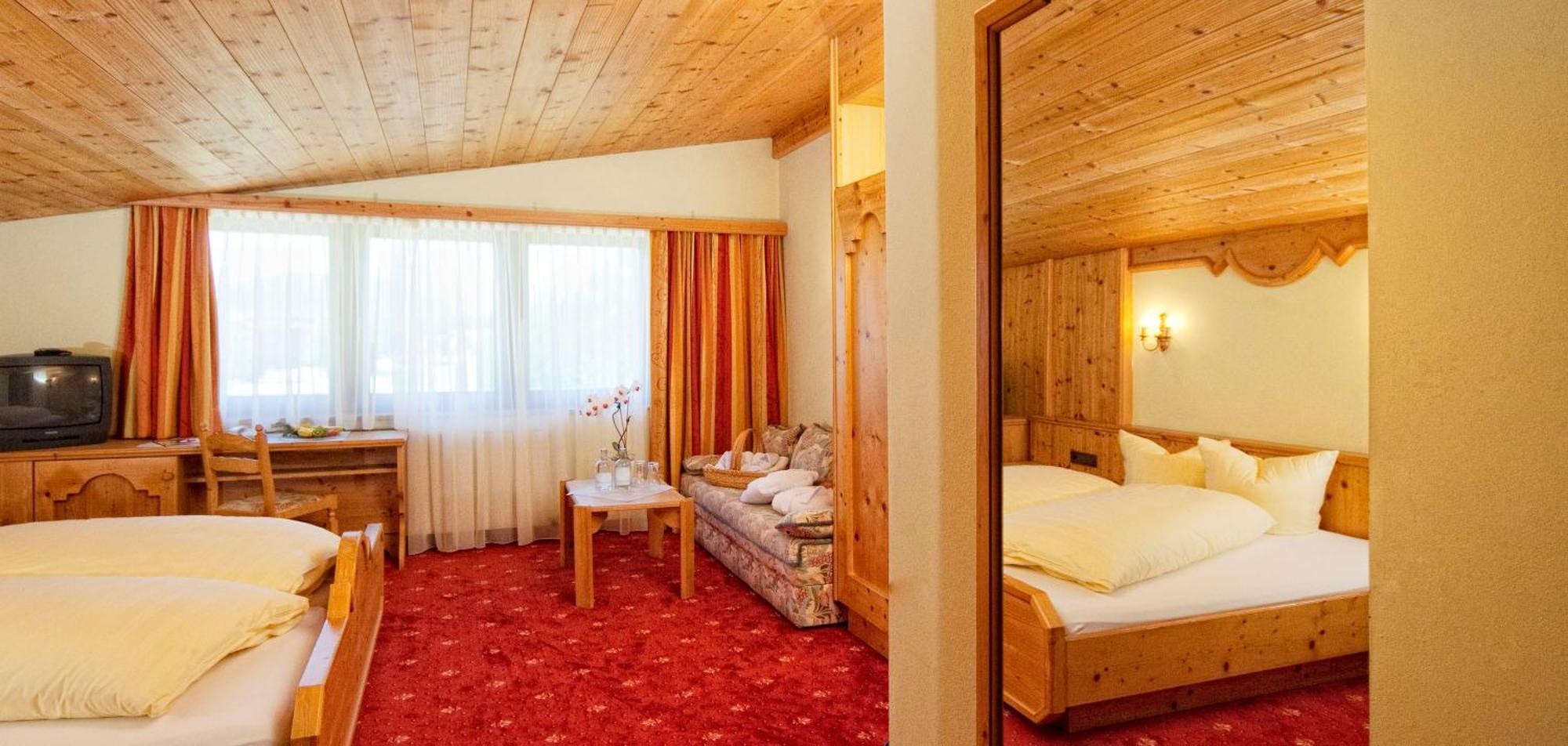 Hotel Hubertushof - Ihr Hotel Mit Herz Leutasch Eksteriør bilde