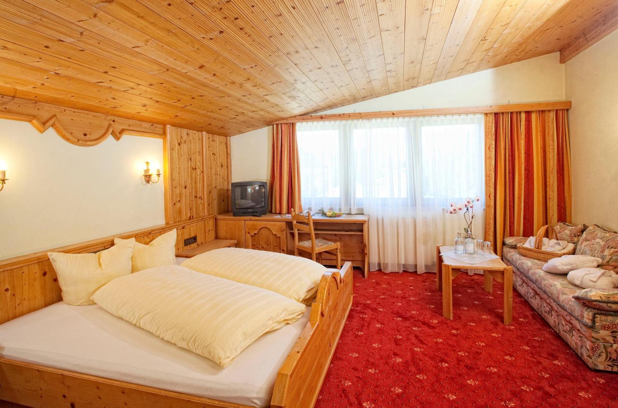 Hotel Hubertushof - Ihr Hotel Mit Herz Leutasch Rom bilde